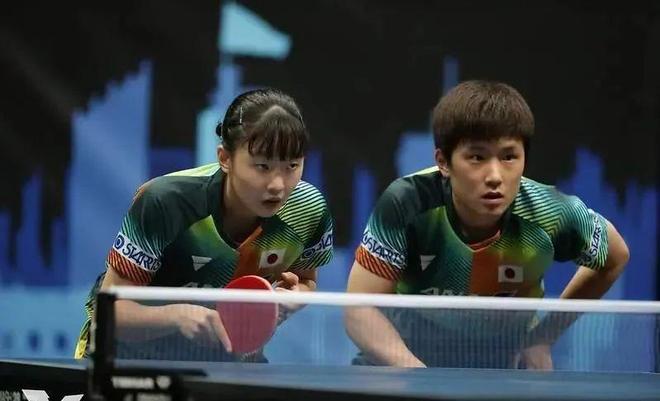 众面前揭露 众面前揭露