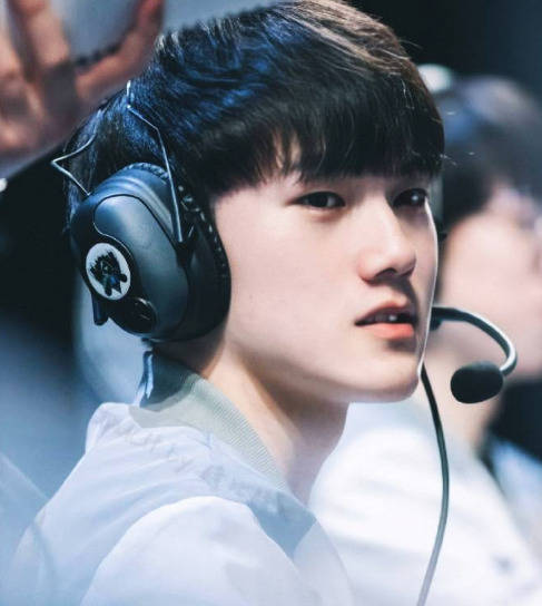 每场比赛都 每场比赛都