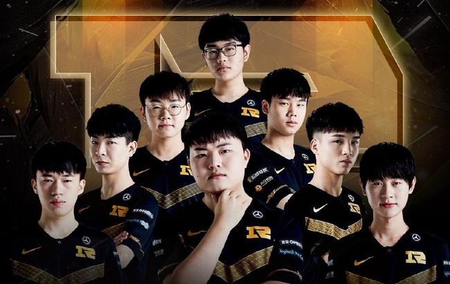 通过积极的 通过积极的